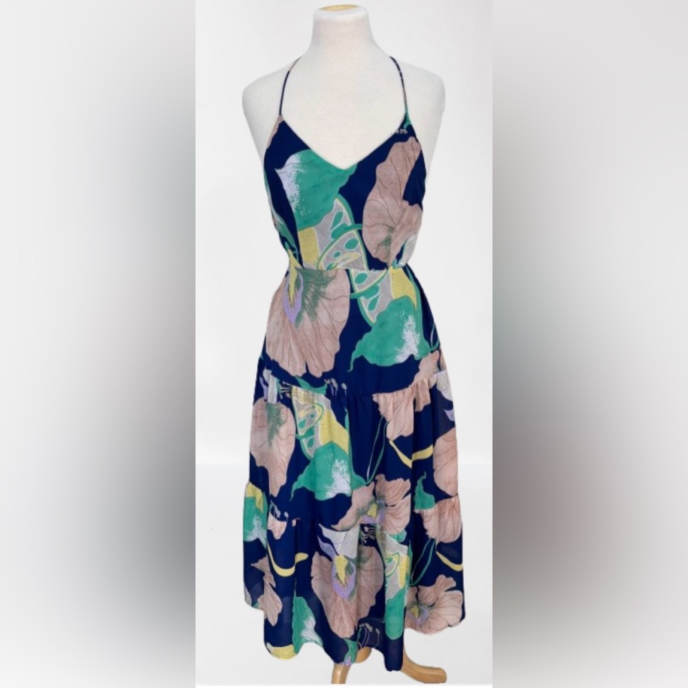 Size Small Lulu’s  Halter Dress